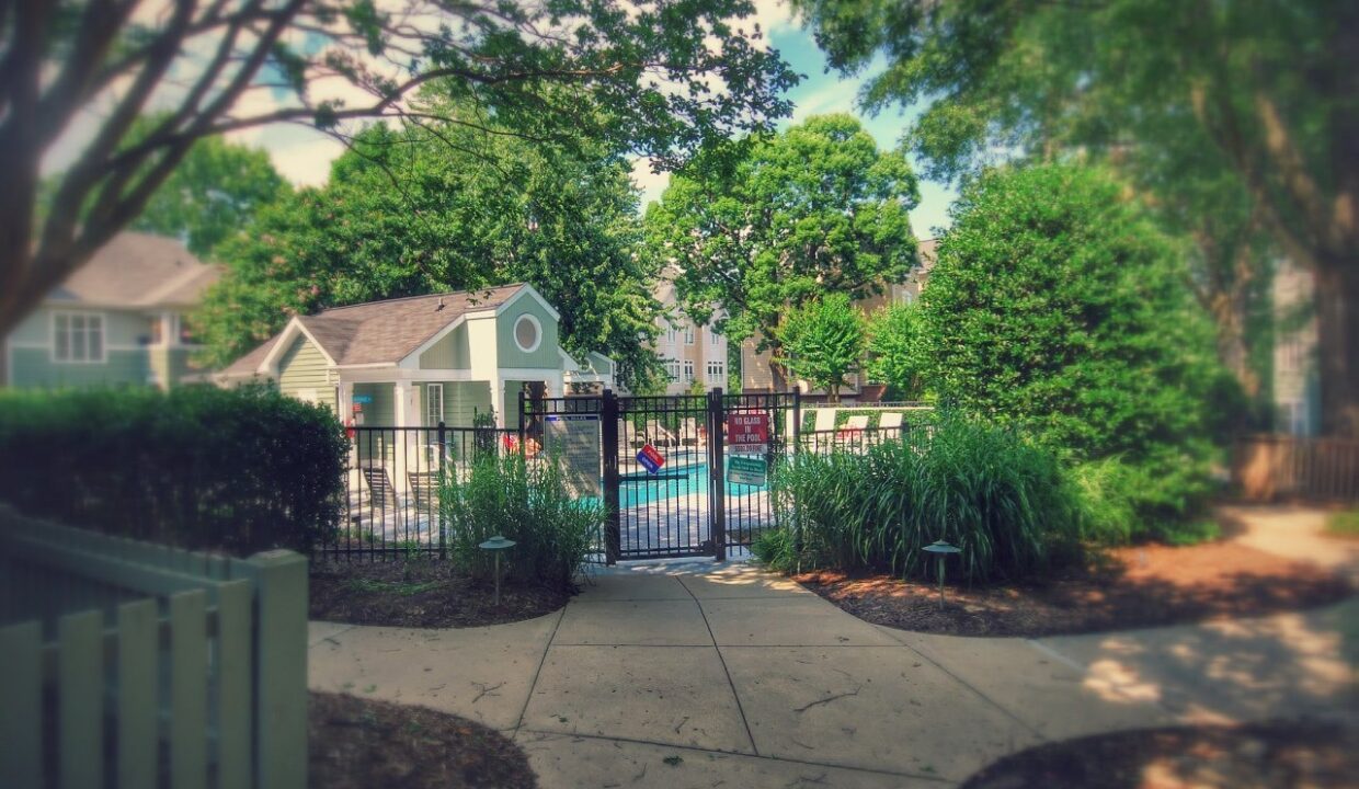 1221-Westview-Ln-205-Raleigh-NC-27605-6