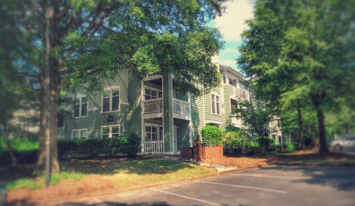 1221-Westview-Ln-205-Raleigh-NC-27605-8