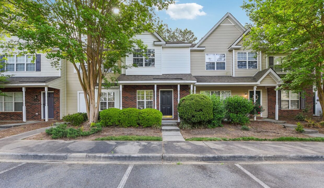 12315-Bluestem-Ln-Charlotte-NC-28277-16
