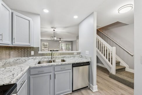 12315-Bluestem-Ln-Charlotte-NC-28277-18