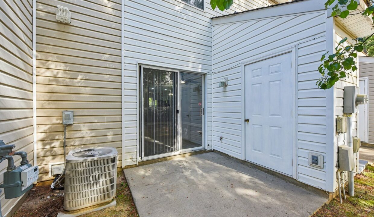 12315-Bluestem-Ln-Charlotte-NC-28277-5