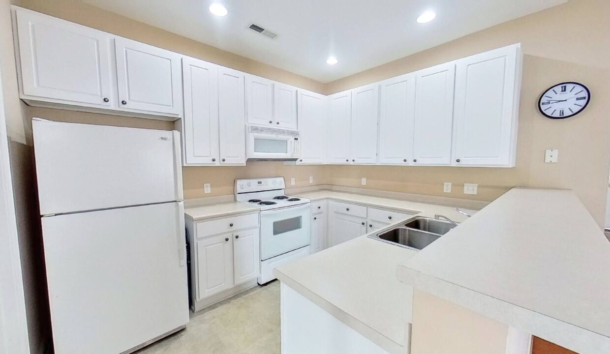 1539-Honeybee-Ln-Wilmington-NC-28412-4