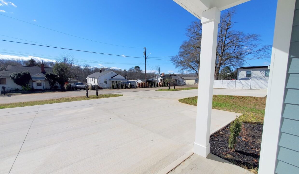 16-Catawba-Ave-A-Greenville-SC-29611-6