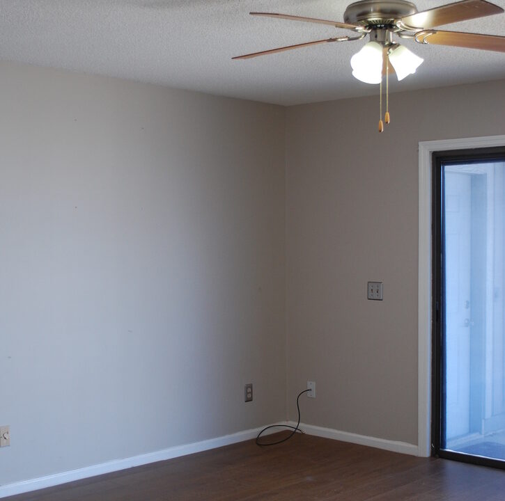 1801-Canal-Dr-Unit-B9-Carolina-Beach-NC-28428-17