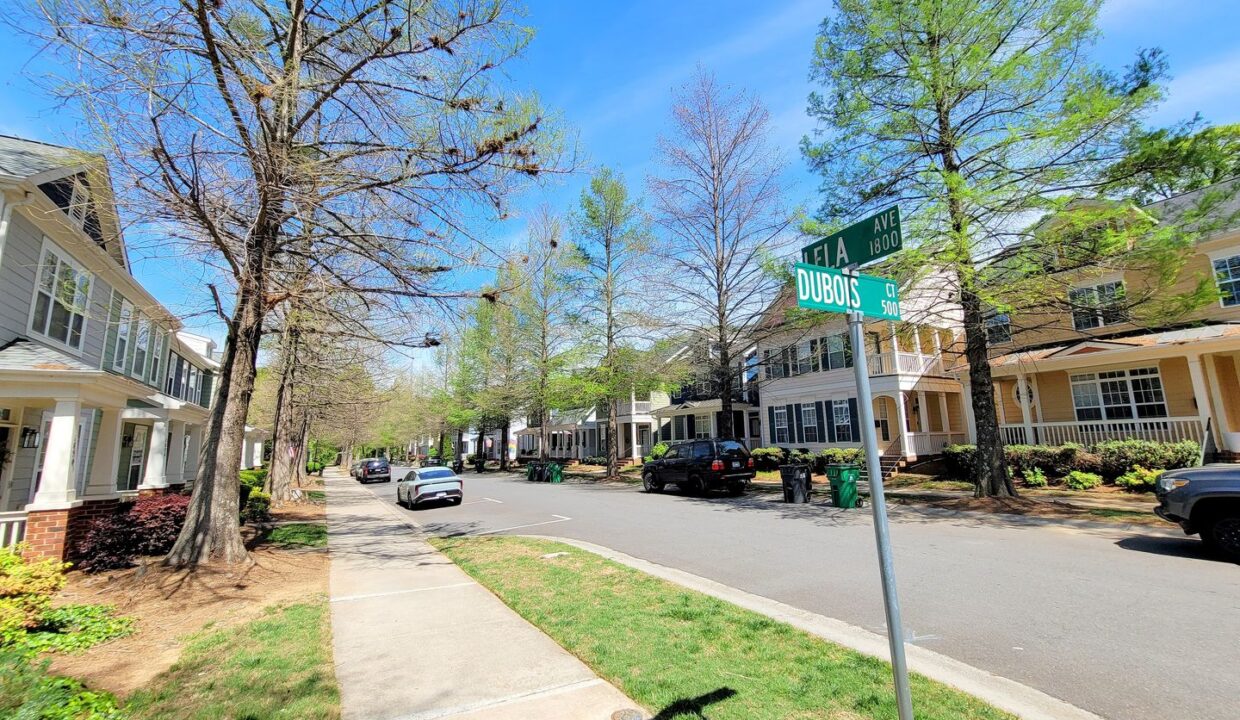 1812-Lela-Ave-Charlotte-NC-28208-22