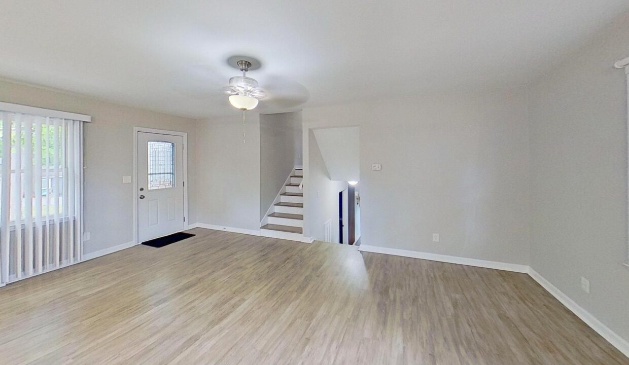 202-Newgate-Dr-Simpsonville-SC-29681-16