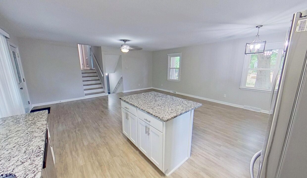 202-Newgate-Dr-Simpsonville-SC-29681-19