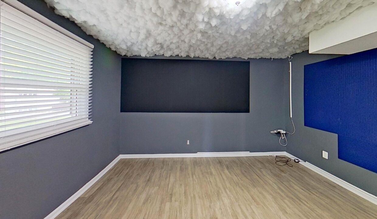 202-Newgate-Dr-Simpsonville-SC-29681-23