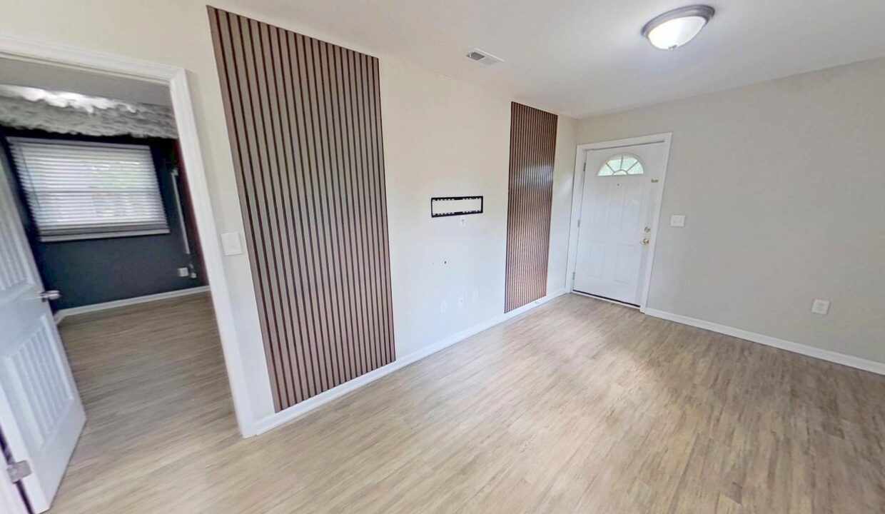 202-Newgate-Dr-Simpsonville-SC-29681-24