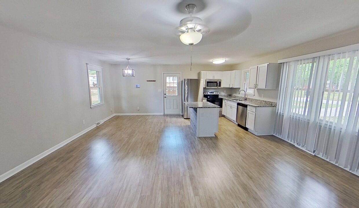 202-Newgate-Dr-Simpsonville-SC-29681-9