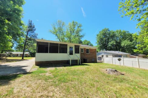 2311-Larkspur-Dr-Greensboro-NC-27405-15