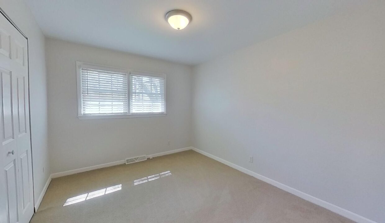 2311-Larkspur-Dr-Greensboro-NC-27405-15