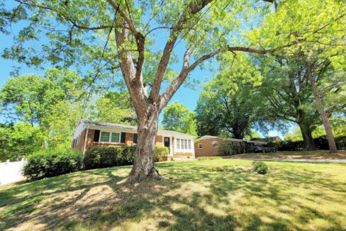 2311-Larkspur-Dr-Greensboro-NC-27405-20