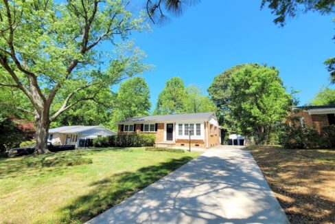 2311-Larkspur-Dr-Greensboro-NC-27405-23