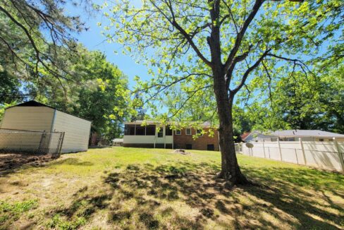 2311-Larkspur-Dr-Greensboro-NC-27405-25