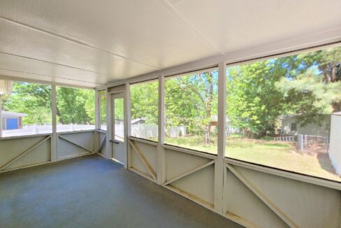 2311-Larkspur-Dr-Greensboro-NC-27405-31