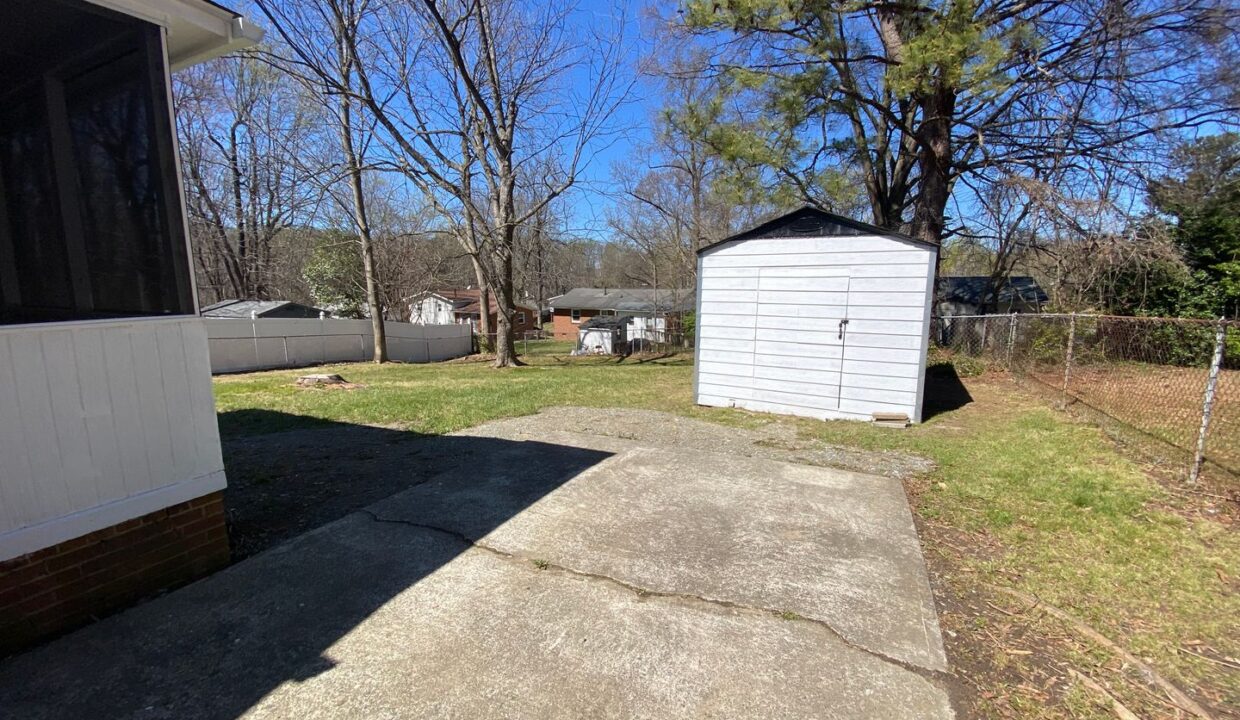 2311-Larkspur-Dr-Greensboro-NC-27405-5