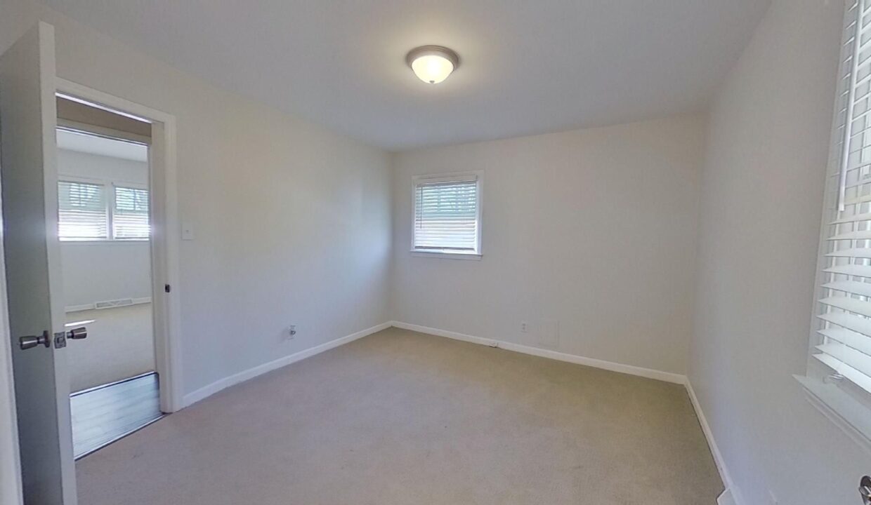 2311-Larkspur-Dr-Greensboro-NC-27405-6