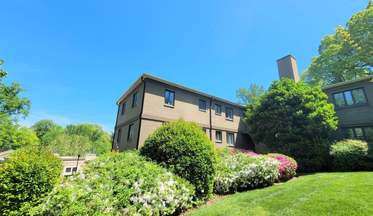 2425-Vail-Ave-A19-Charlotte-NC-28207-17