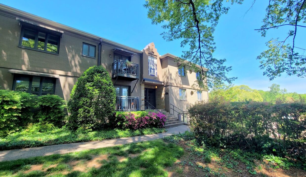 2425-Vail-Ave-A19-Charlotte-NC-28207-19