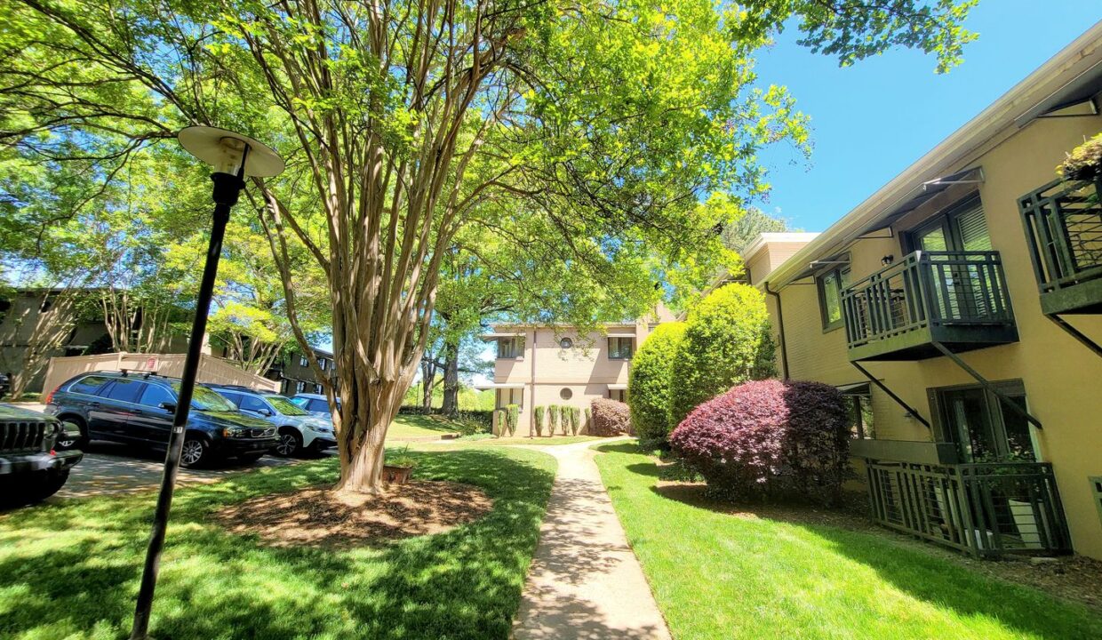 2425-Vail-Ave-A19-Charlotte-NC-28207-31