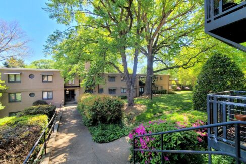 2425-Vail-Ave-A19-Charlotte-NC-28207-8