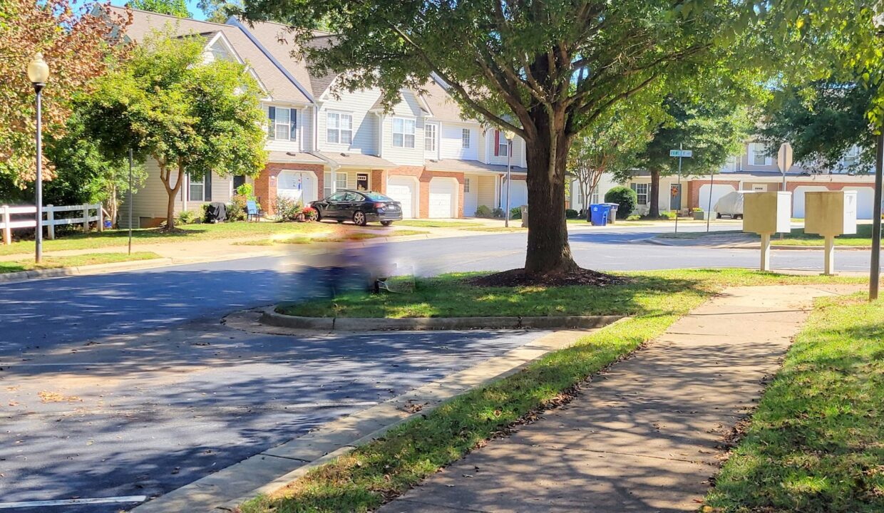 255-Luzelle-Dr-Winston-Salem-NC-27105-13