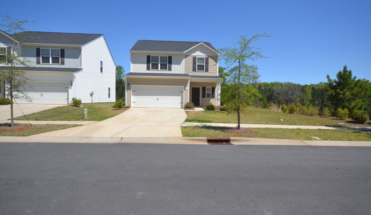 2736-Yurman-Rd-Charlotte-NC-28214-11