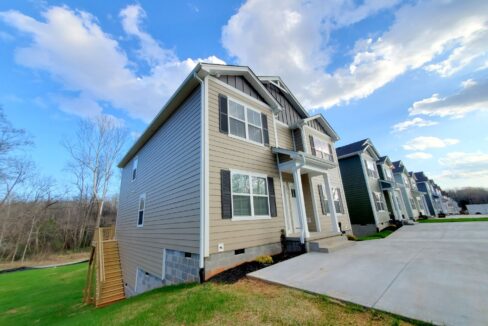 275-Vanderbilt-Rd-Spartanburg-SC-29301-14