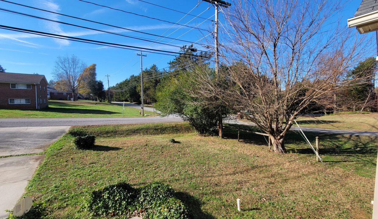 312-Lindale-Dr-High-Point-NC-27265-10