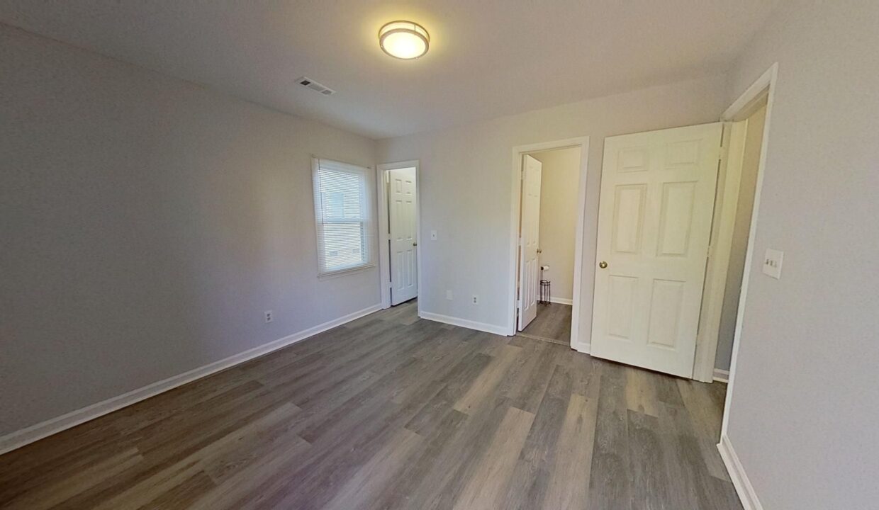 312-Lindale-Dr-High-Point-NC-27265-12