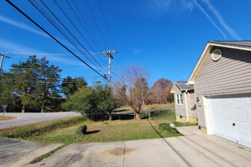 312-Lindale-Dr-High-Point-NC-27265-13