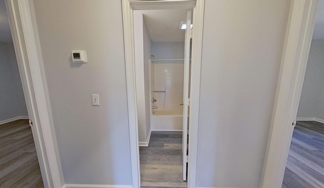 312-Lindale-Dr-High-Point-NC-27265-19