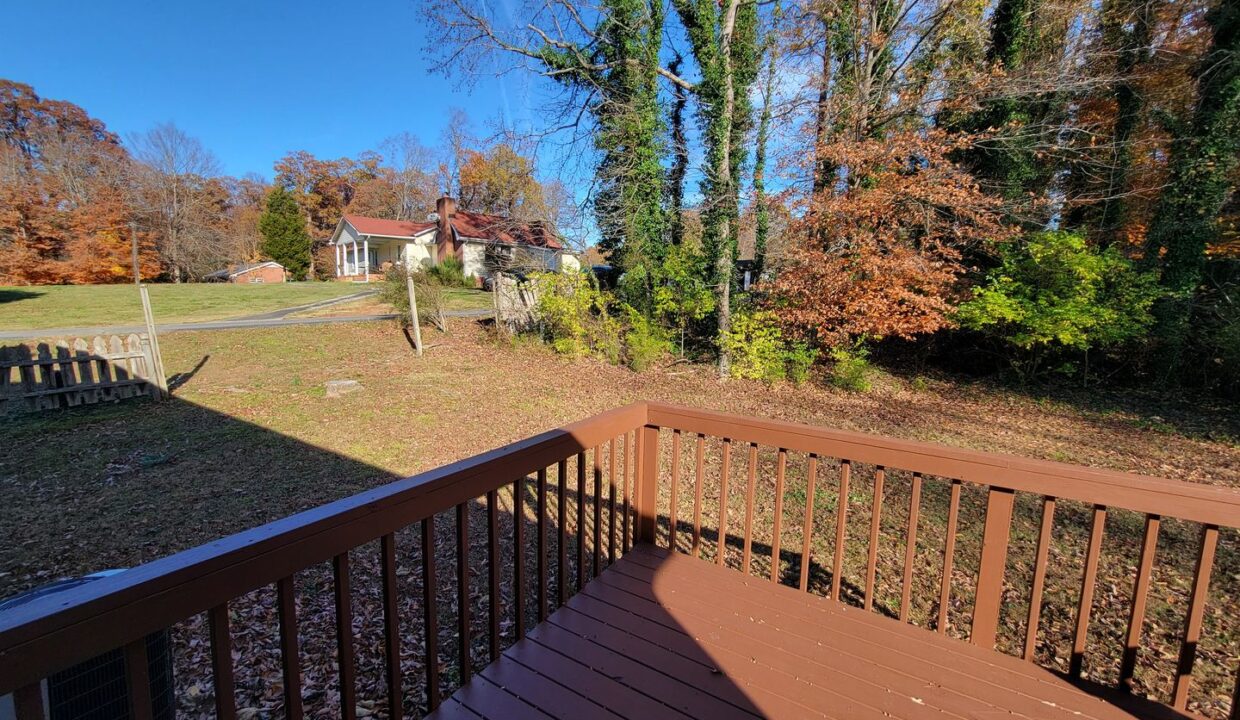 312-Lindale-Dr-High-Point-NC-27265-21