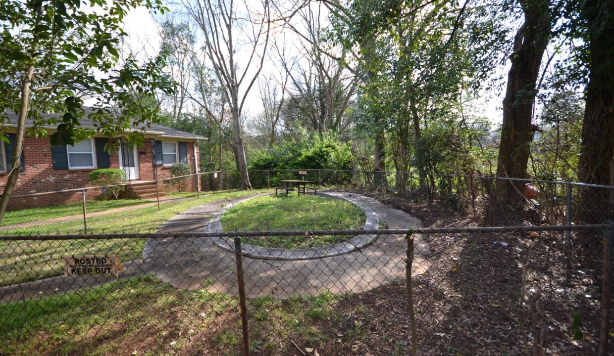3402-Craig-Ave-Charlotte-NC-28211-17