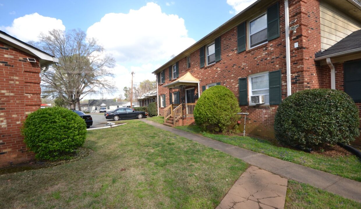 3402-Craig-Ave-Charlotte-NC-28211-18