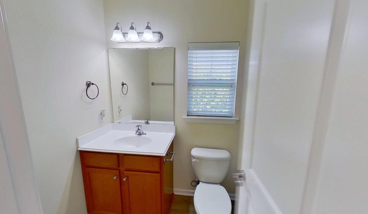 813-Isle-of-Palms-Way-Wilmington-NC-28412-13