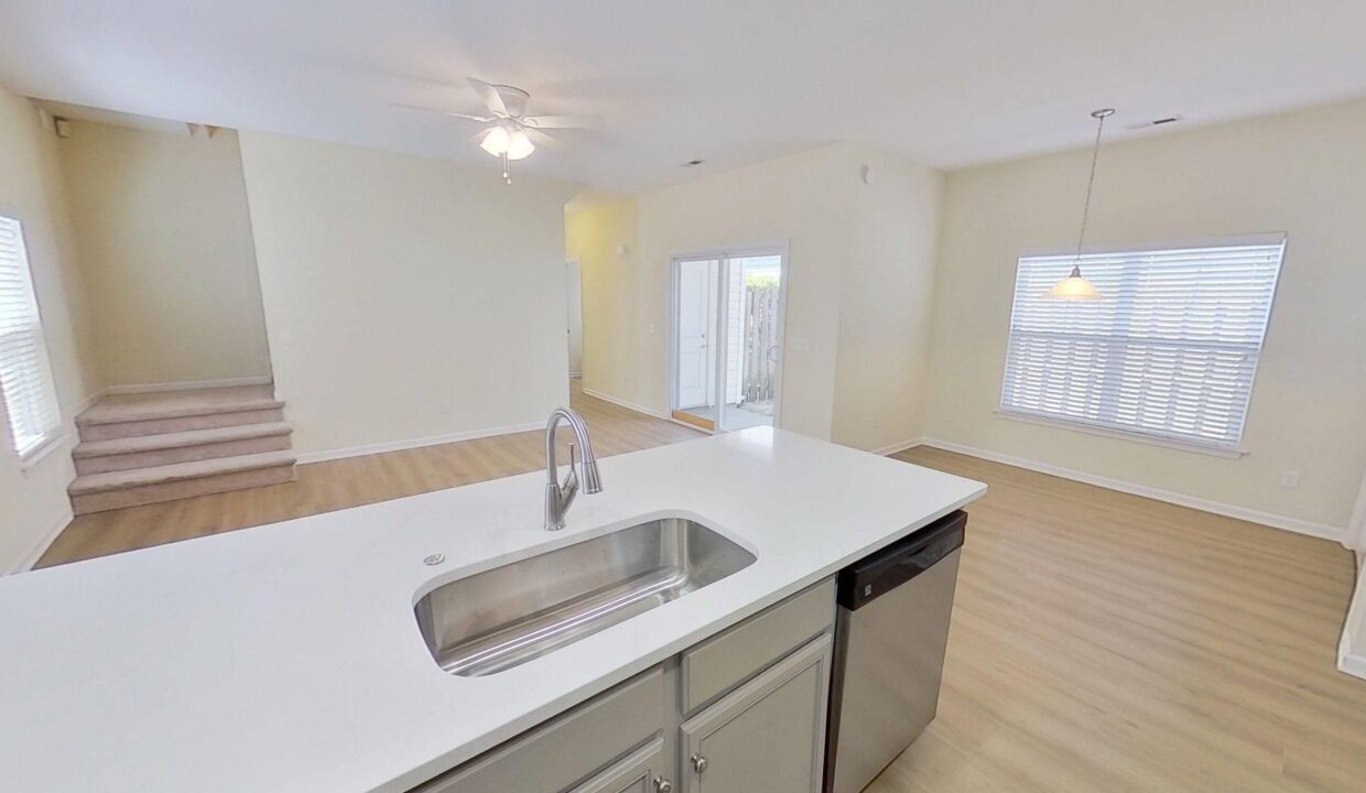 813-Isle-of-Palms-Way-Wilmington-NC-28412-14