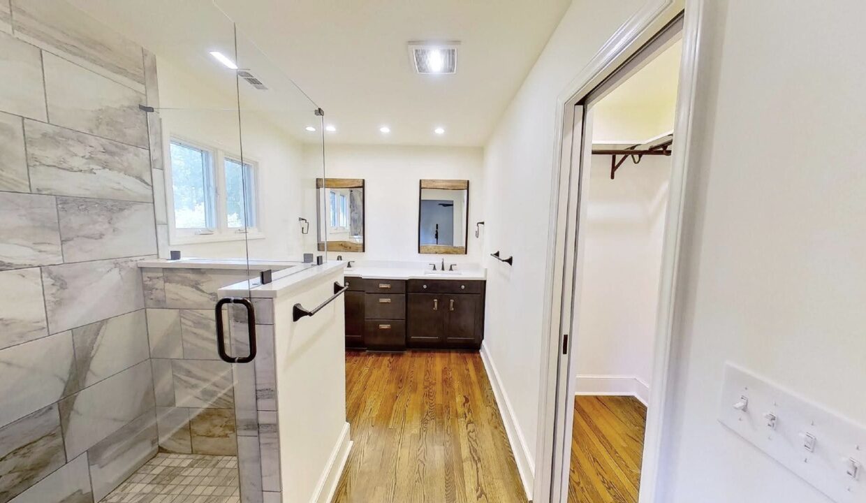 1704-Dearmon-Dr-Charlotte-NC-28205-11