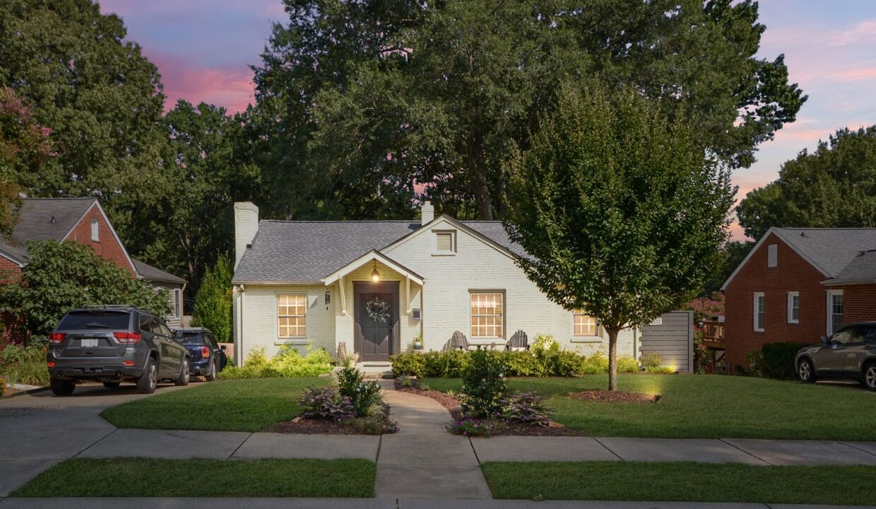 1704-Dearmon-Dr-Charlotte-NC-28205-16