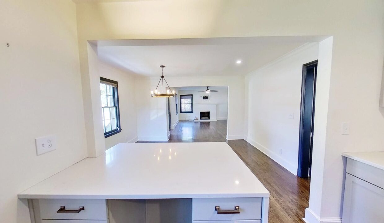 1704-Dearmon-Dr-Charlotte-NC-28205-7