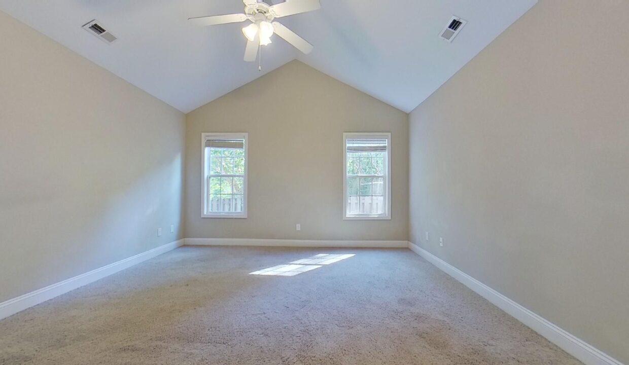 1718-Heatherstone-Ln-Wilmington-NC-28405-11