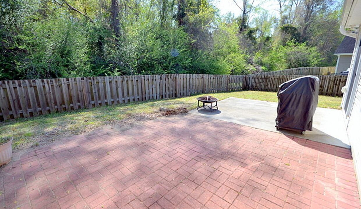 1718-Heatherstone-Ln-Wilmington-NC-28405-12