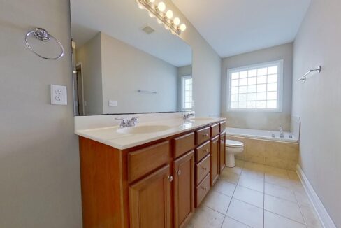 1718-Heatherstone-Ln-Wilmington-NC-28405-13
