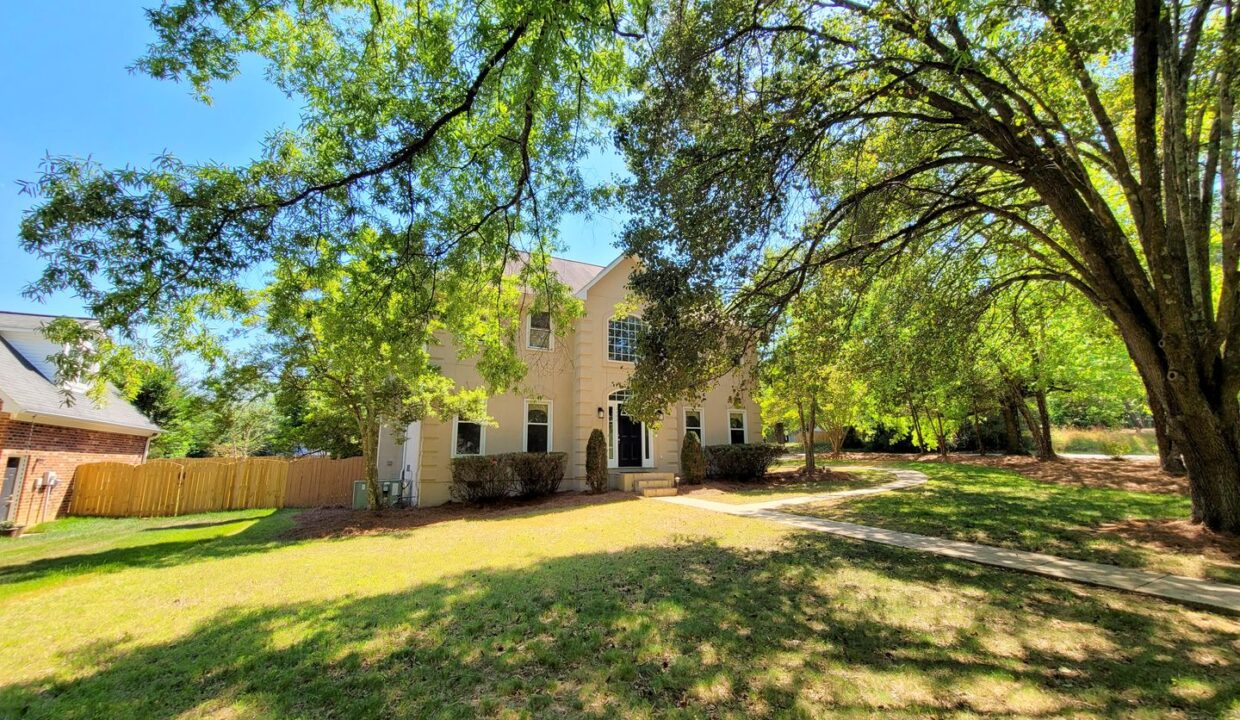 2400-Tweedmore-Ct-High-Point-NC-27265-21
