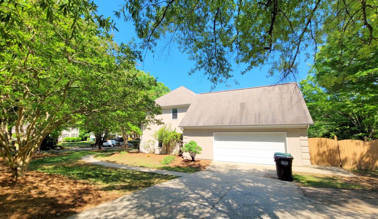 2400-Tweedmore-Ct-High-Point-NC-27265-25
