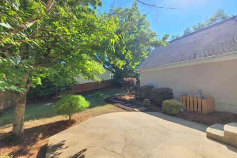2400-Tweedmore-Ct-High-Point-NC-27265-31