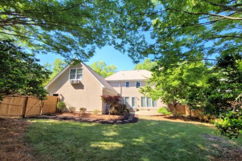 2400-Tweedmore-Ct-High-Point-NC-27265-33