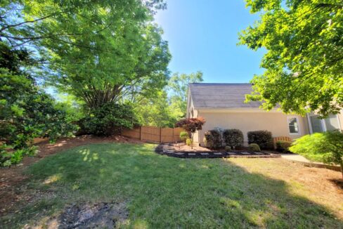 2400-Tweedmore-Ct-High-Point-NC-27265-6