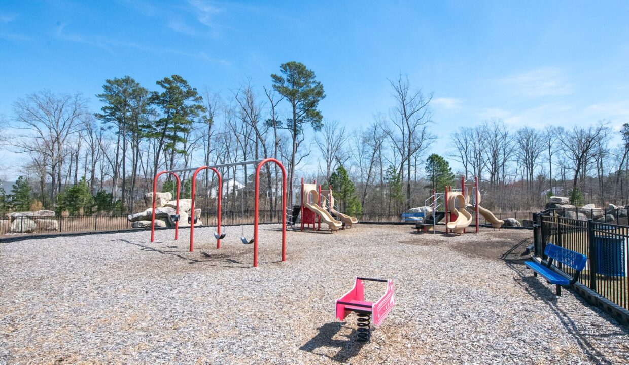 2443-Chert-Ln-Raleigh-NC-27610-11
